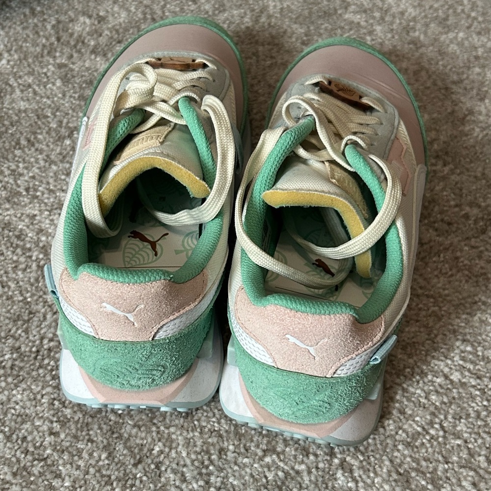 Puma Animal Crossing Future Rider Shoes - Picture 2 of 14